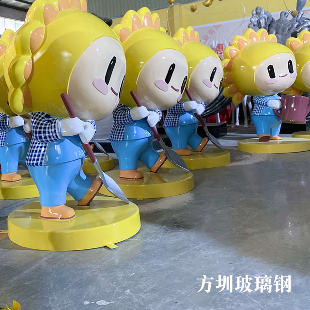玻璃鋼人物雕塑通常使用哪些類型的模具？