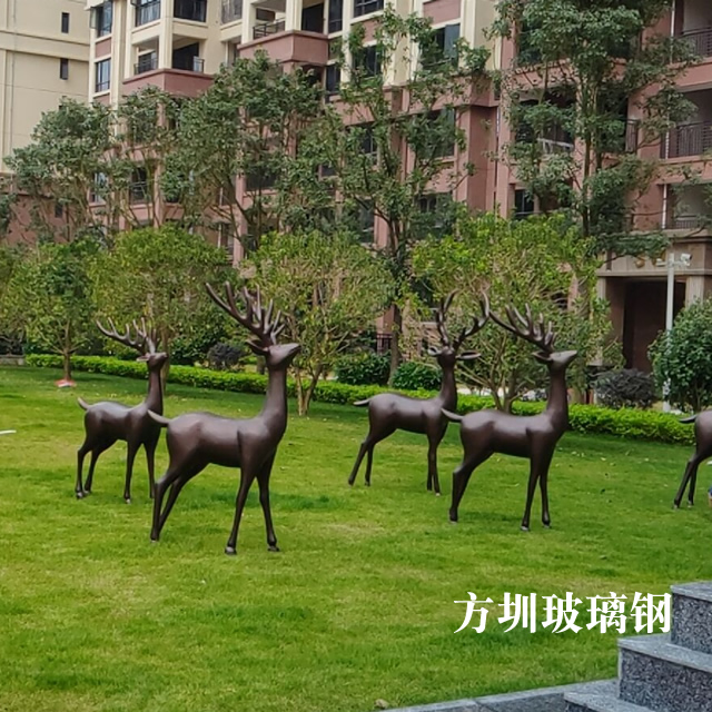 小區仿銅玻璃鋼梅花鹿動物雕塑