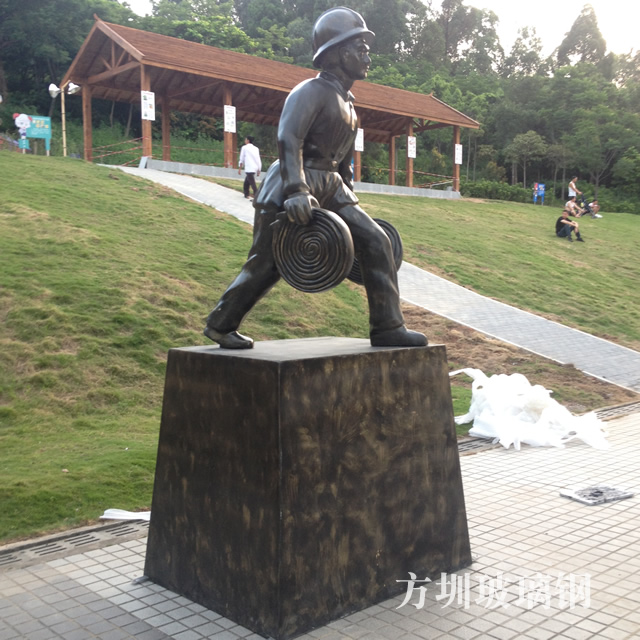 玻璃鋼雕塑三大設計元素