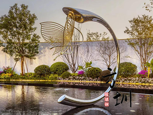 小區花園不銹鋼景觀蝴蝶雕塑