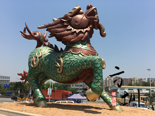 城市廣場玻璃鋼麒麟雕塑